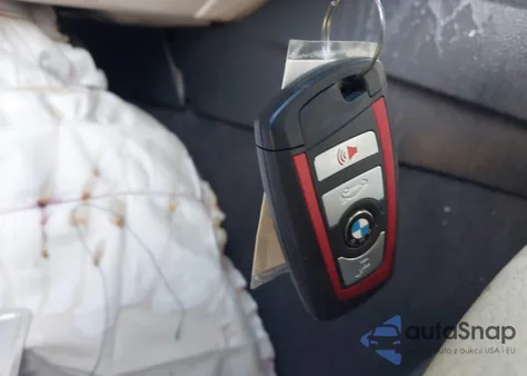 2016 BMW 328I z USA, uszkodzony, nr VIN WBA8E9G55GNT83387